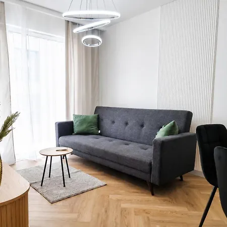 Scandinavian With Garage Near Centre Appartamento